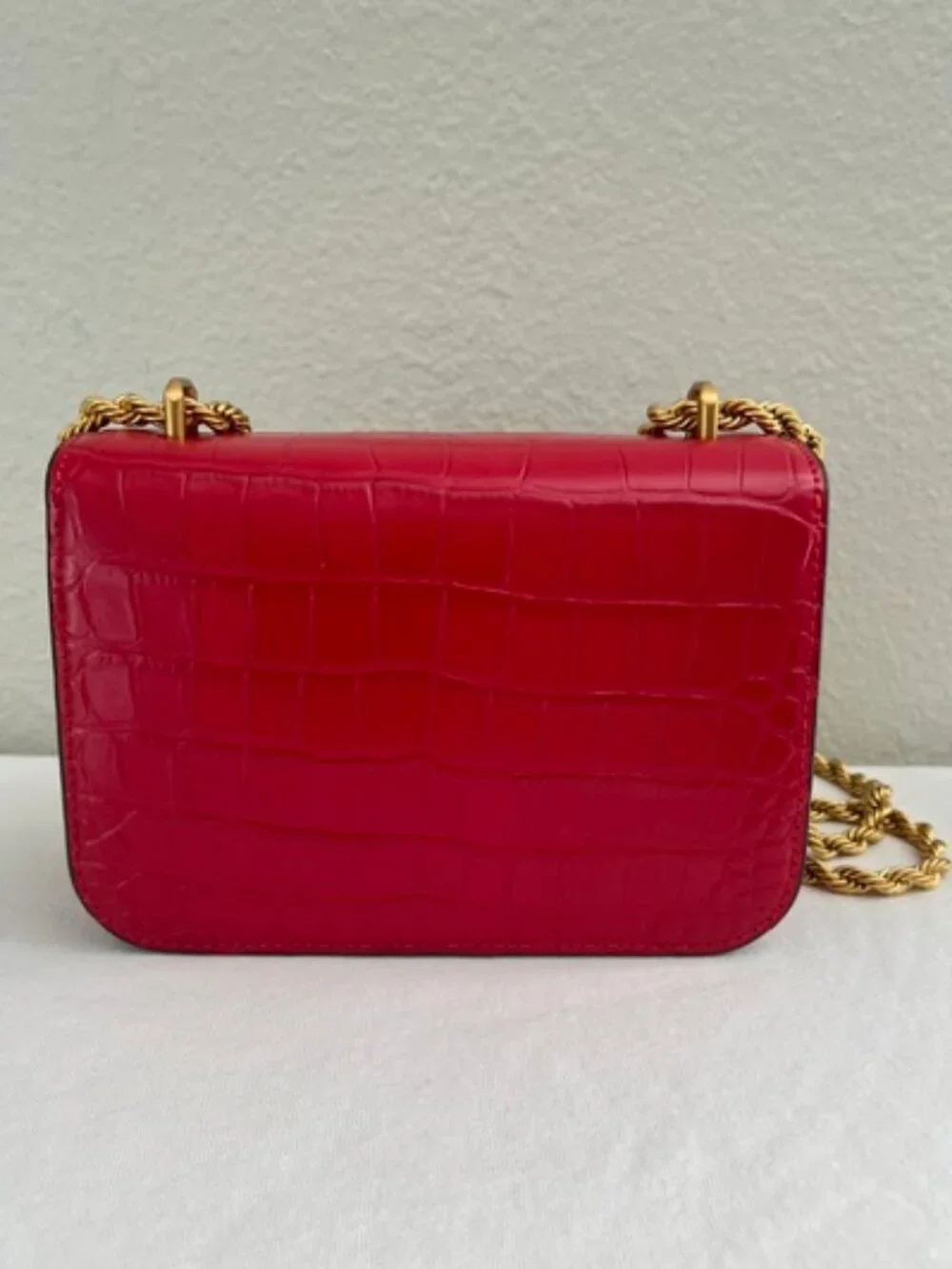 Tory Burch Eleanor Red/Rolled Gold Embossed Small Convertible Shoulder Bag